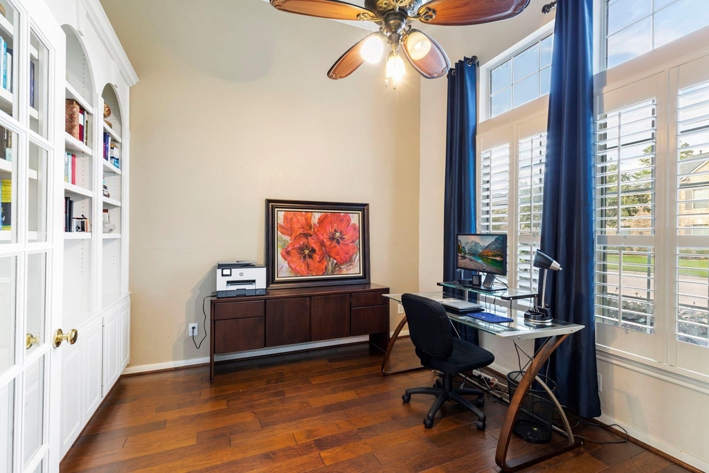 19403 Country Village Drive - Photo 13