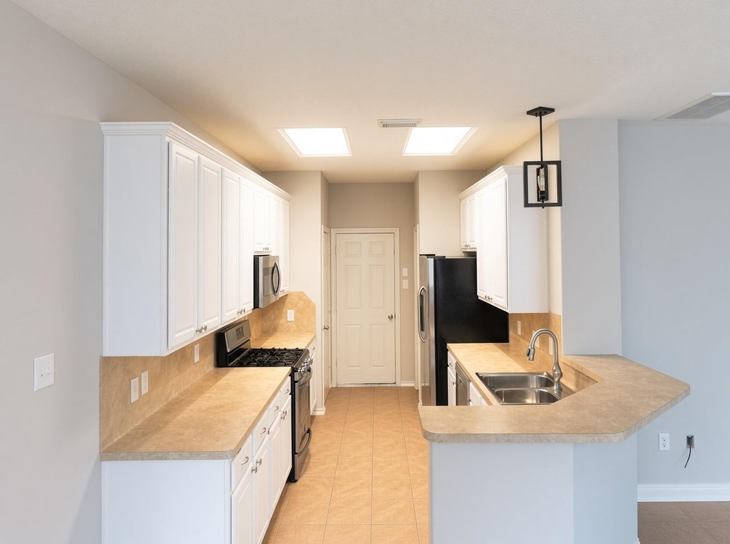 2607 Mill Creek Drive - Photo 4