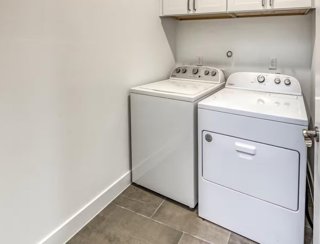 5215 Farmer Street - Photo 21
