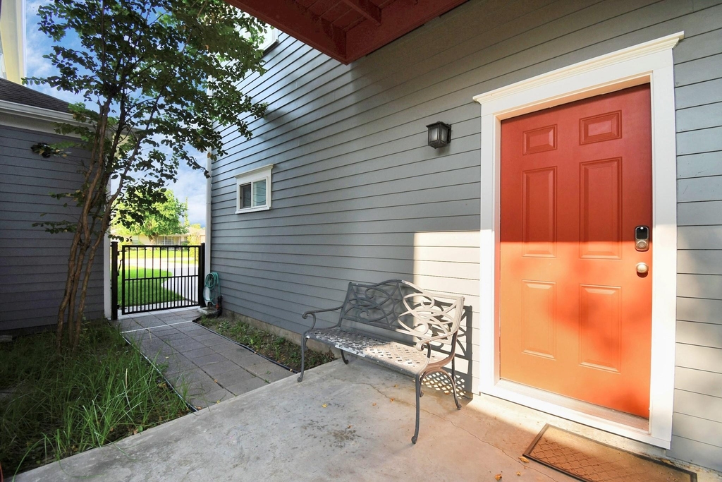 9022 Topaz Street - Photo 16