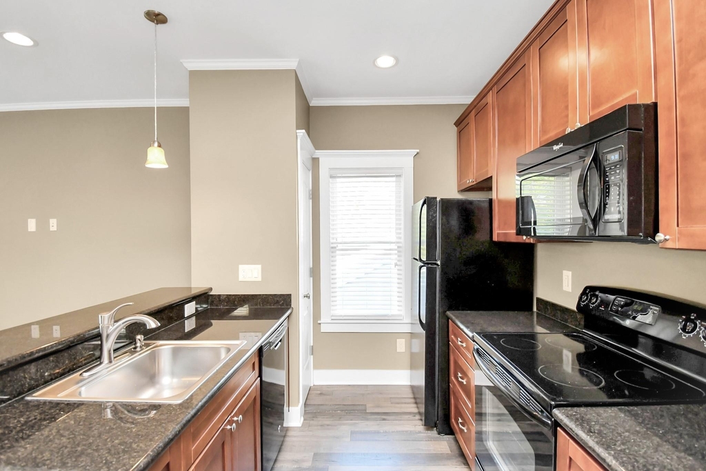 9022 Topaz Street - Photo 8