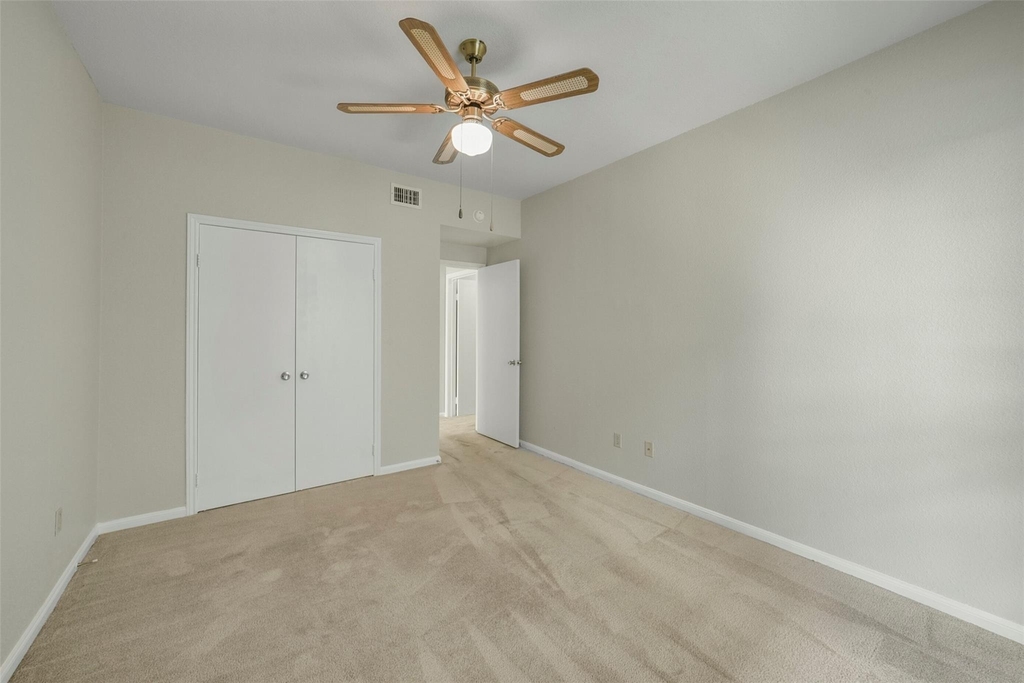 2400 N Braeswood Boulevard - Photo 21