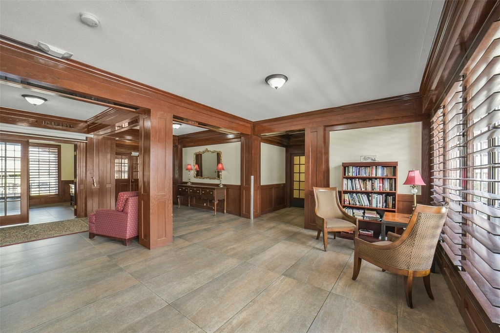 2400 N Braeswood Boulevard - Photo 28