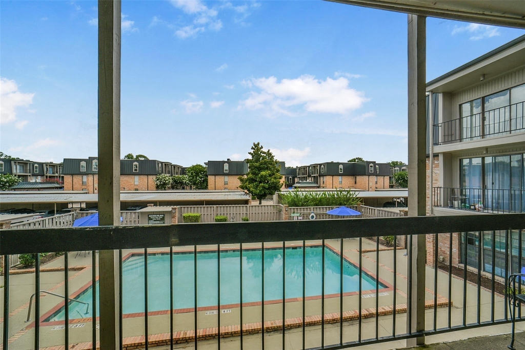 2400 N Braeswood Boulevard - Photo 1