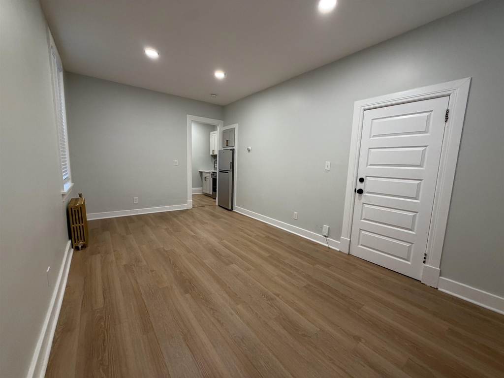 82 East Main - Photo 10