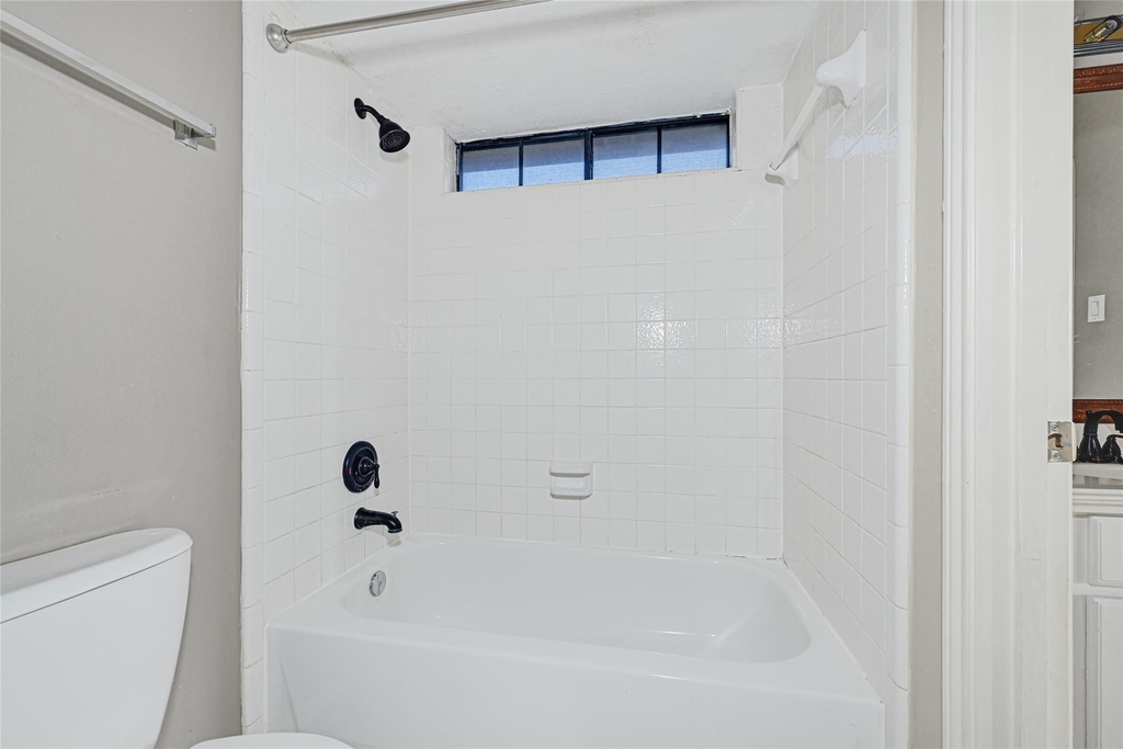 202 Cascade Pines Drive - Photo 25