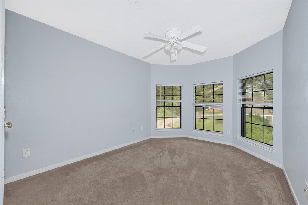202 Cascade Pines Drive - Photo 30