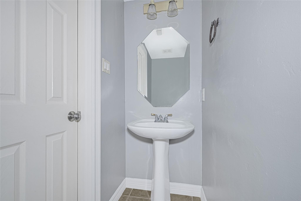 202 Cascade Pines Drive - Photo 15