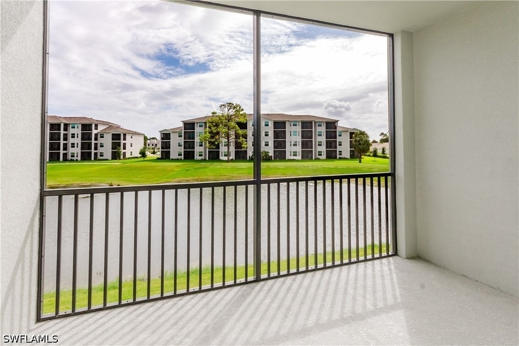 18411 Copperhead Court N - Photo 0