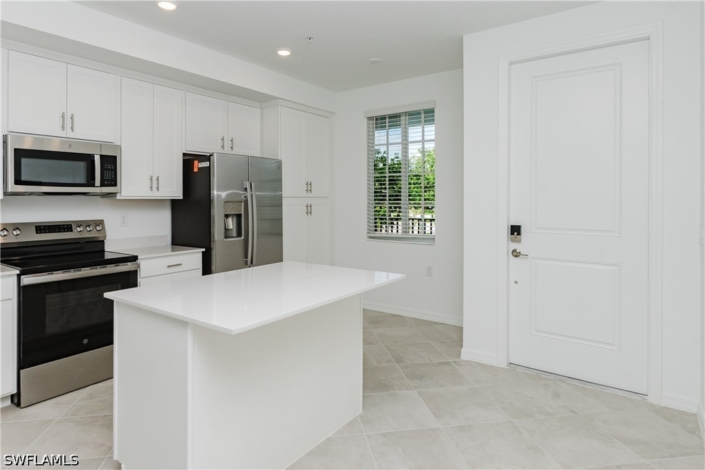 18411 Copperhead Court N - Photo 4