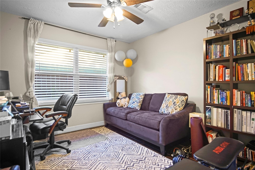 9928 Westview Drive - Photo 5