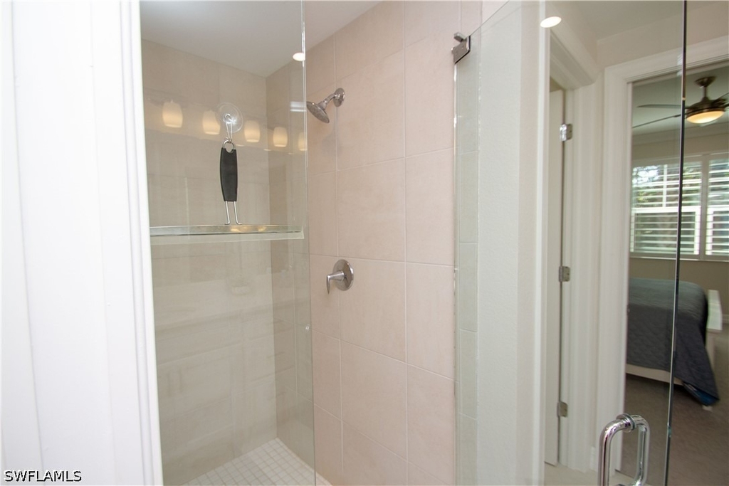 232 Indies Drive E - Photo 25