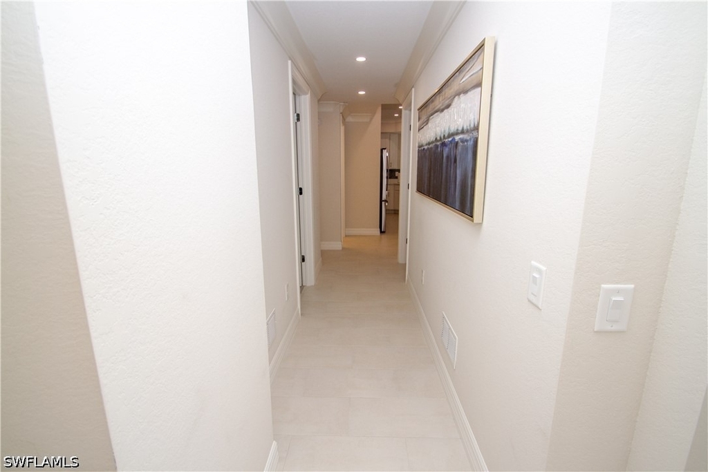 232 Indies Drive E - Photo 32