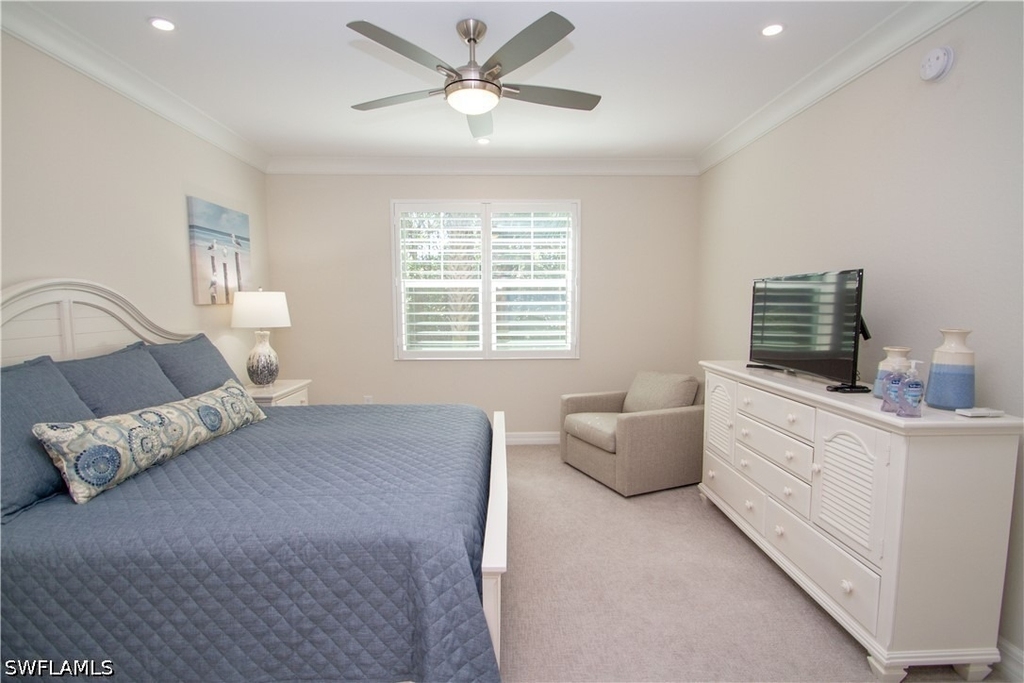232 Indies Drive E - Photo 27