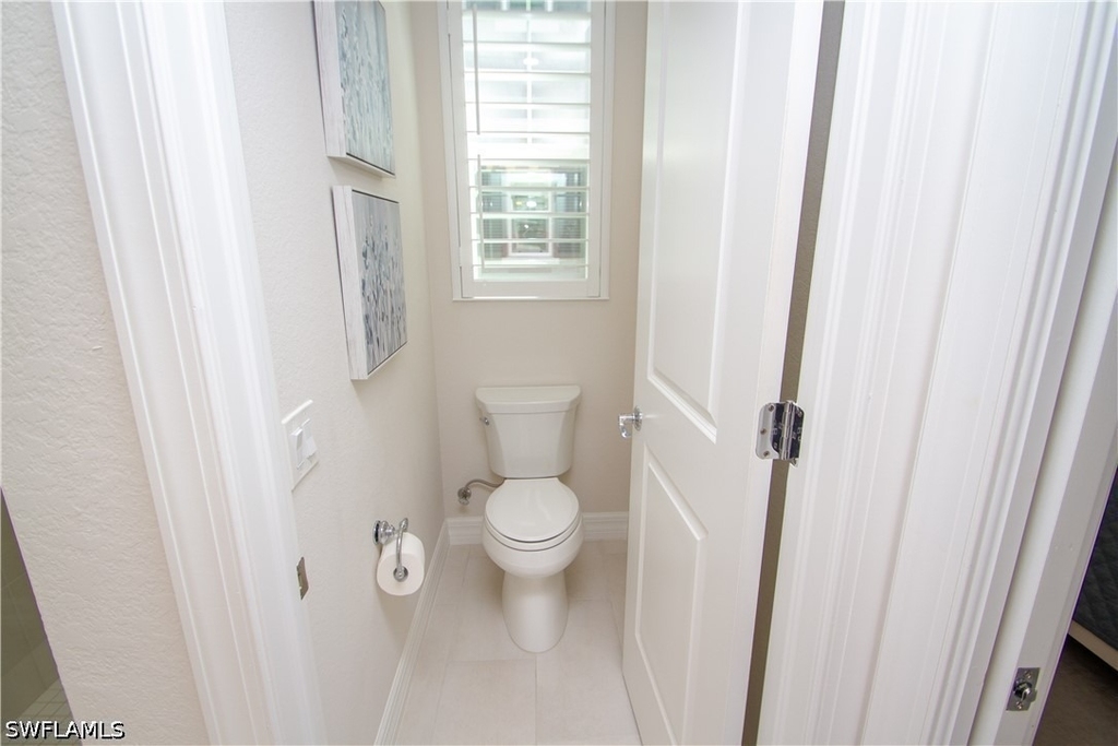 232 Indies Drive E - Photo 24