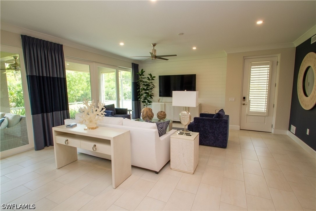 172 Indies Drive E - Photo 21