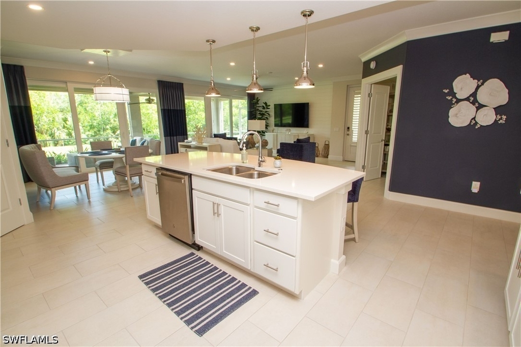 172 Indies Drive E - Photo 10