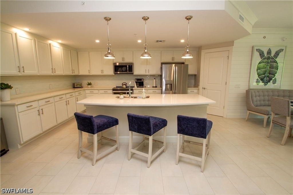 172 Indies Drive E - Photo 8