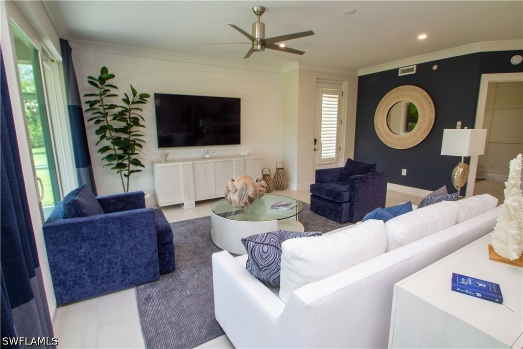 172 Indies Drive E - Photo 3