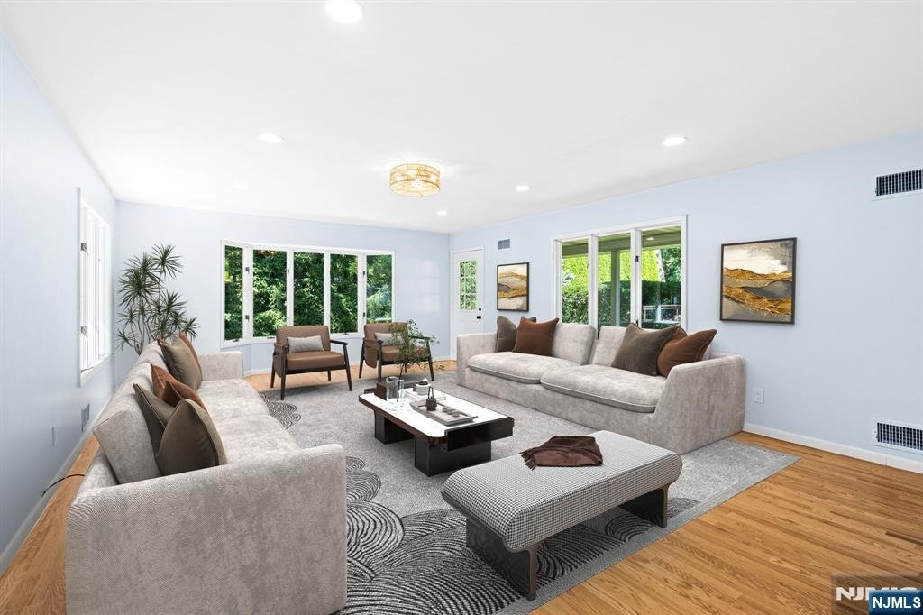 601 Iroquois - Photo 10