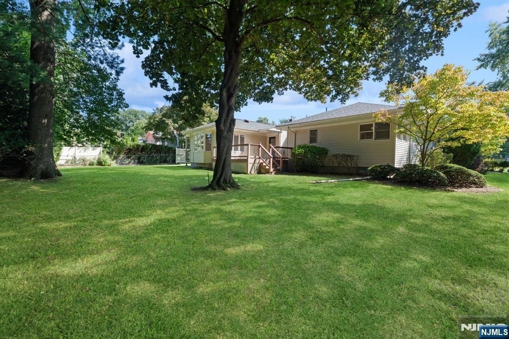 601 Iroquois - Photo 26