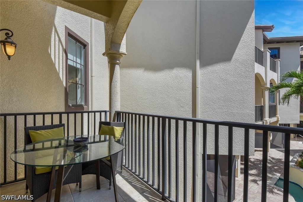 684 10th Avenue S - Photo 14