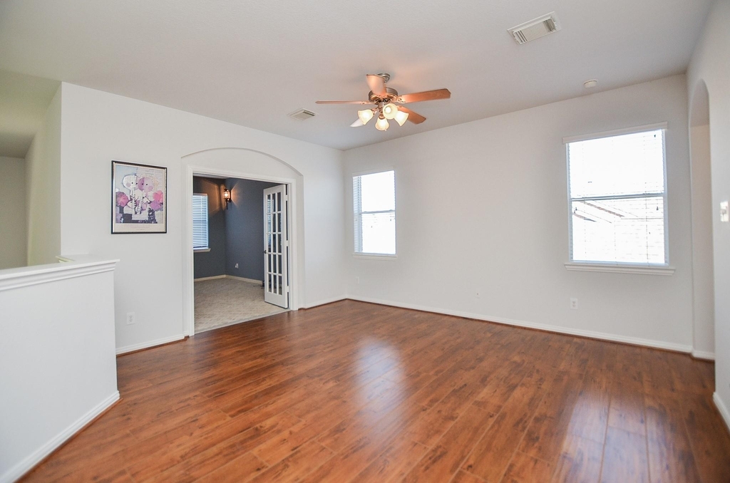 4315 Village Forest Drive - Photo 28