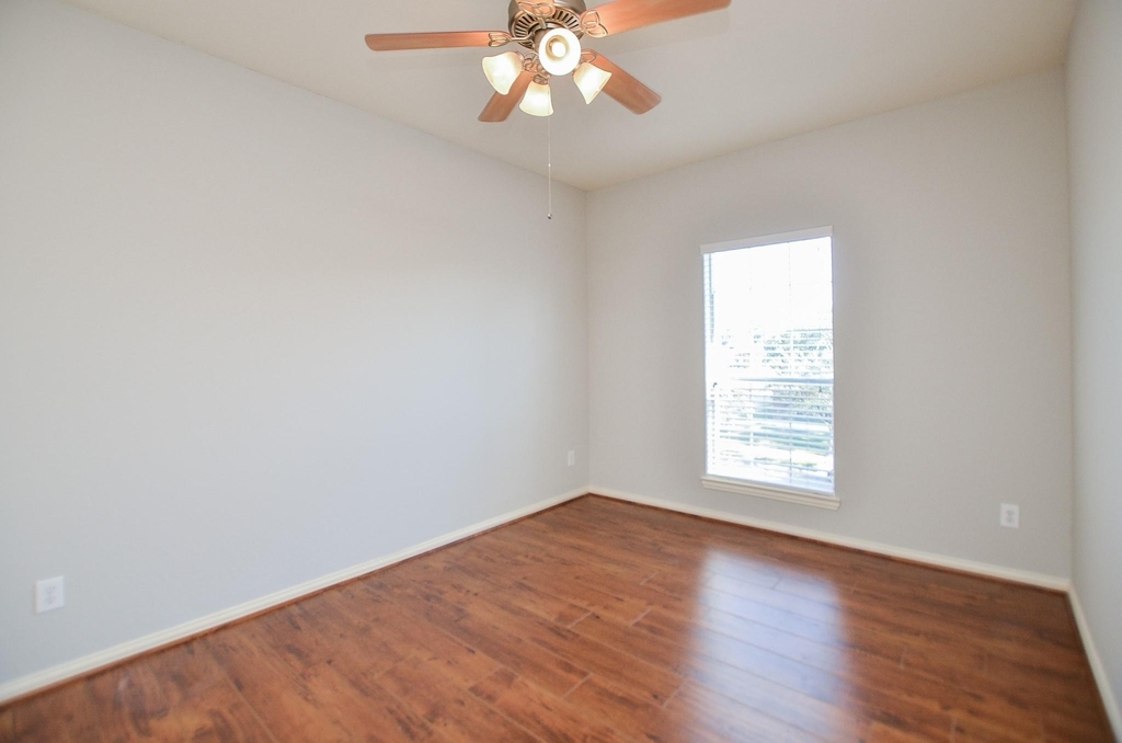 4315 Village Forest Drive - Photo 37