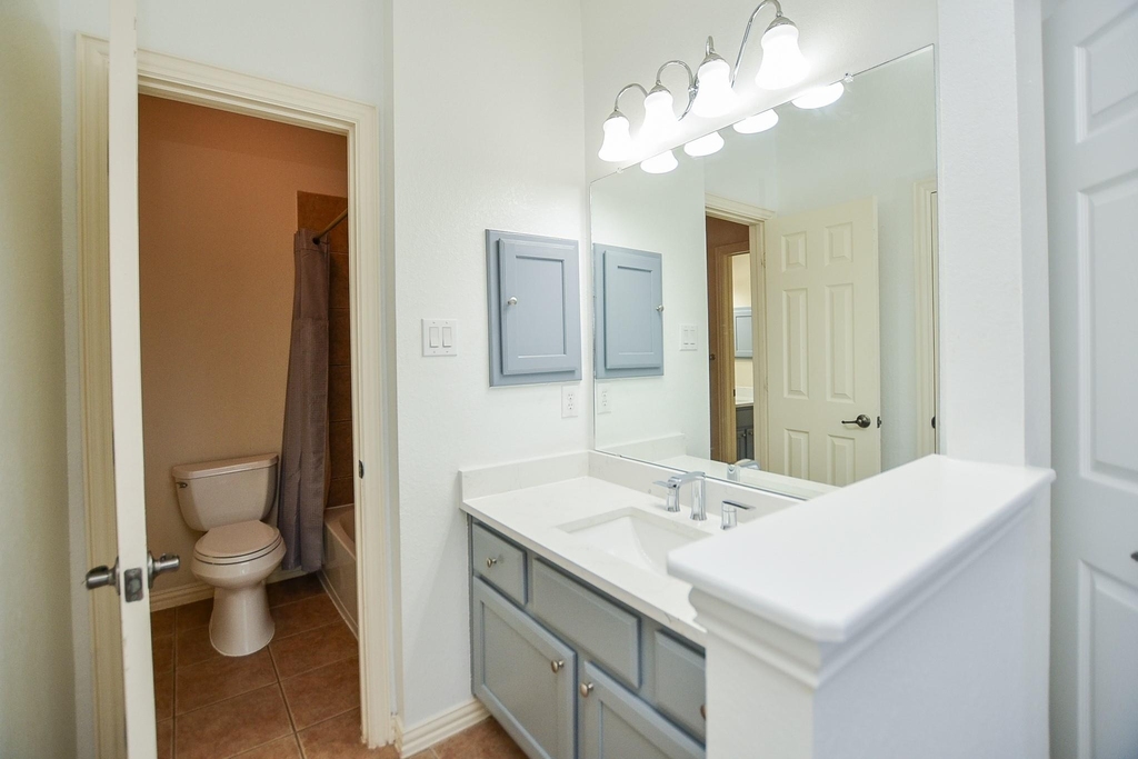 4315 Village Forest Drive - Photo 33