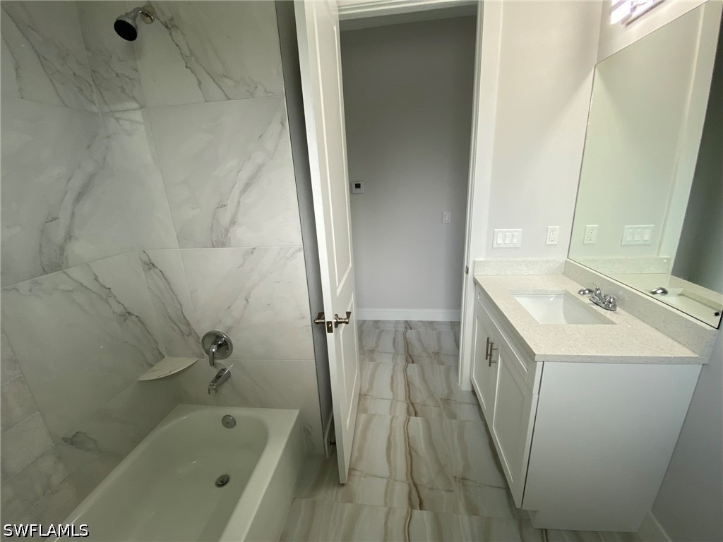 4362 40th Street Ne - Photo 12