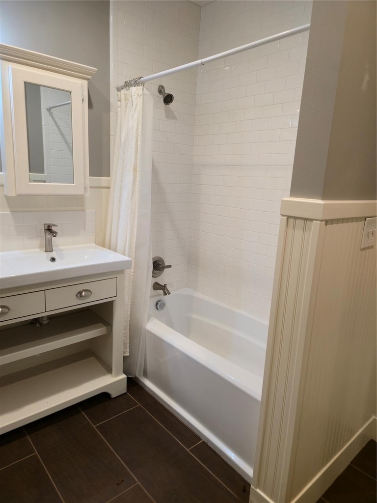 402 4th Street - Photo 8