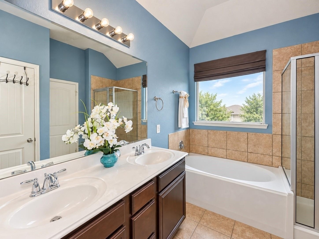 6103 Grassy Haven Lane - Photo 4