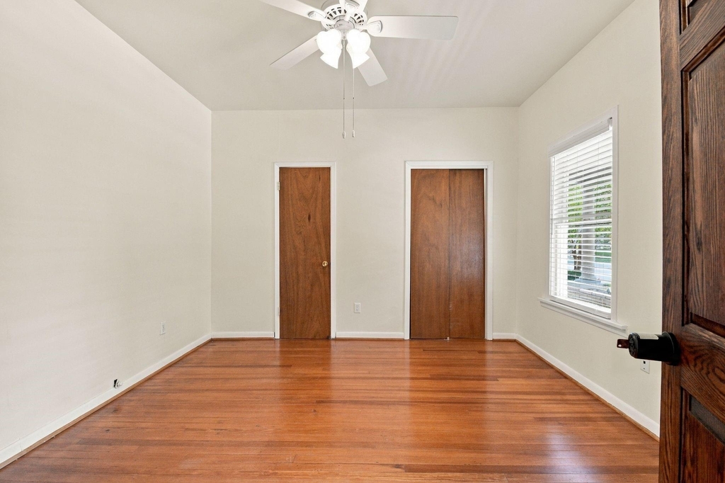 905 Pizer Street - Photo 9