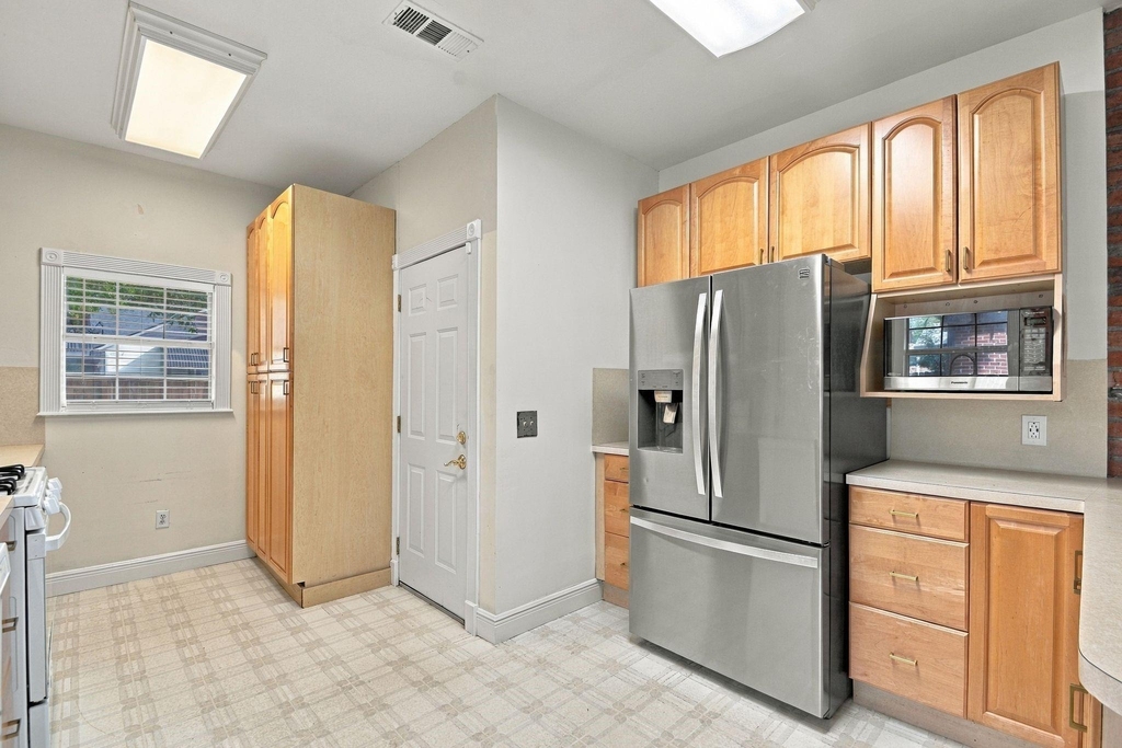 905 Pizer Street - Photo 7