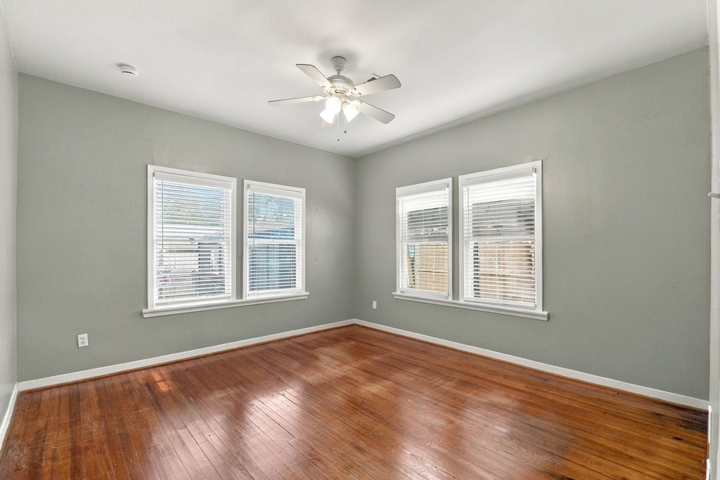 905 Pizer Street - Photo 14