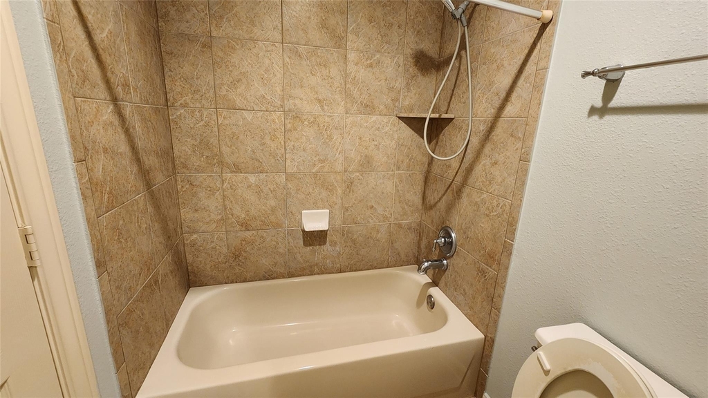 5442 Faircreek Ln Lane - Photo 18