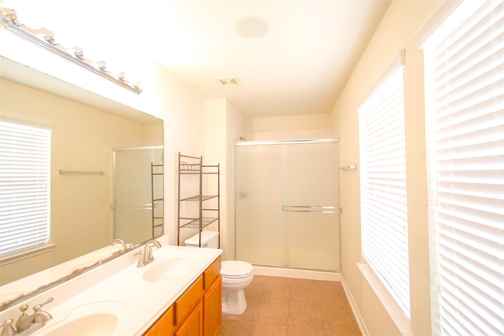 15602 Waumsley Way - Photo 25