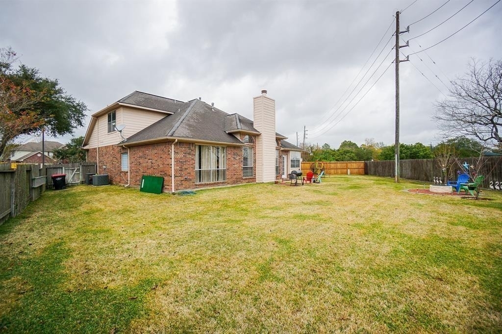 16531 Village View Trail - Photo 29