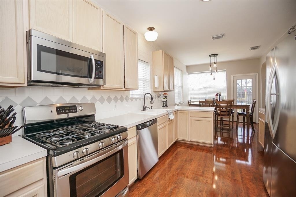16531 Village View Trail - Photo 12
