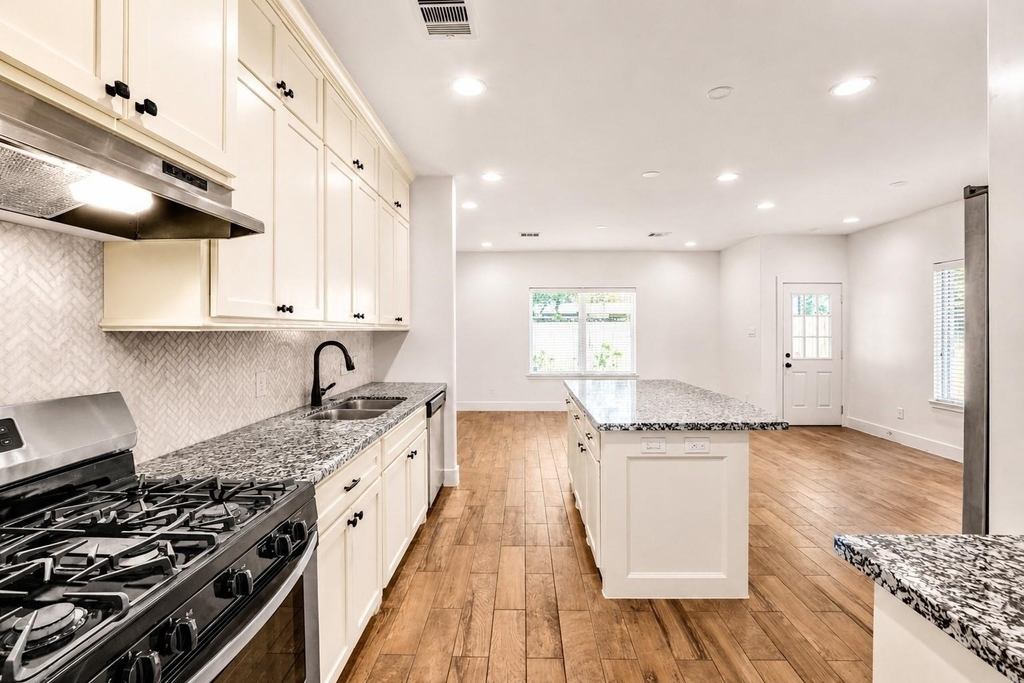 3605 Billingsley Street - Photo 7