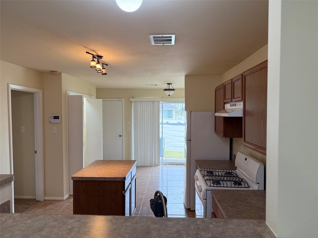 1539 Nichole Woods Drive - Photo 5