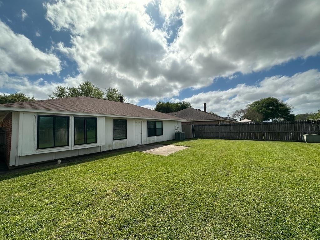 10921 Pecan Drive - Photo 15