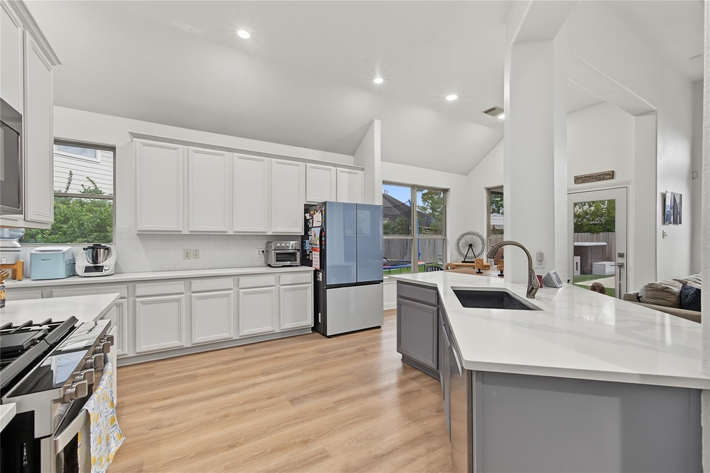 11 Tillamook Court - Photo 10