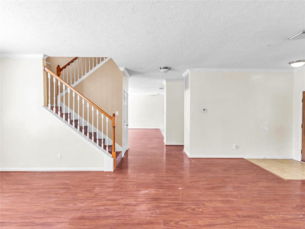 14811 Stocklin Court - Photo 10