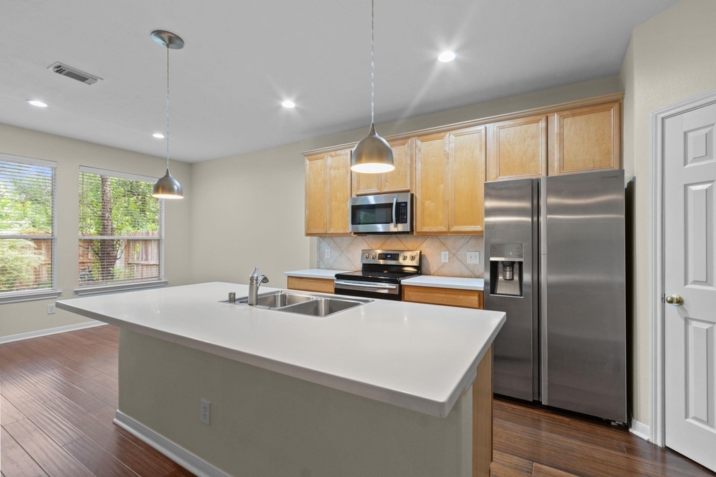 142 W Burberry Circle - Photo 11