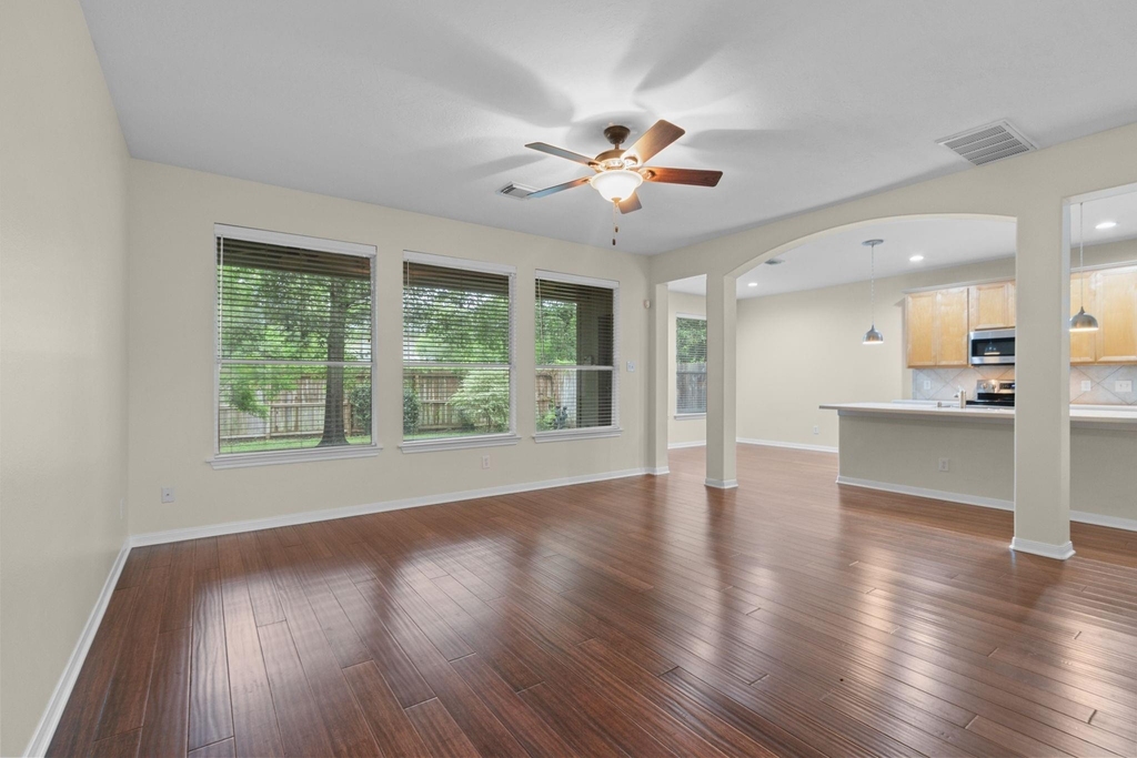 142 W Burberry Circle - Photo 7
