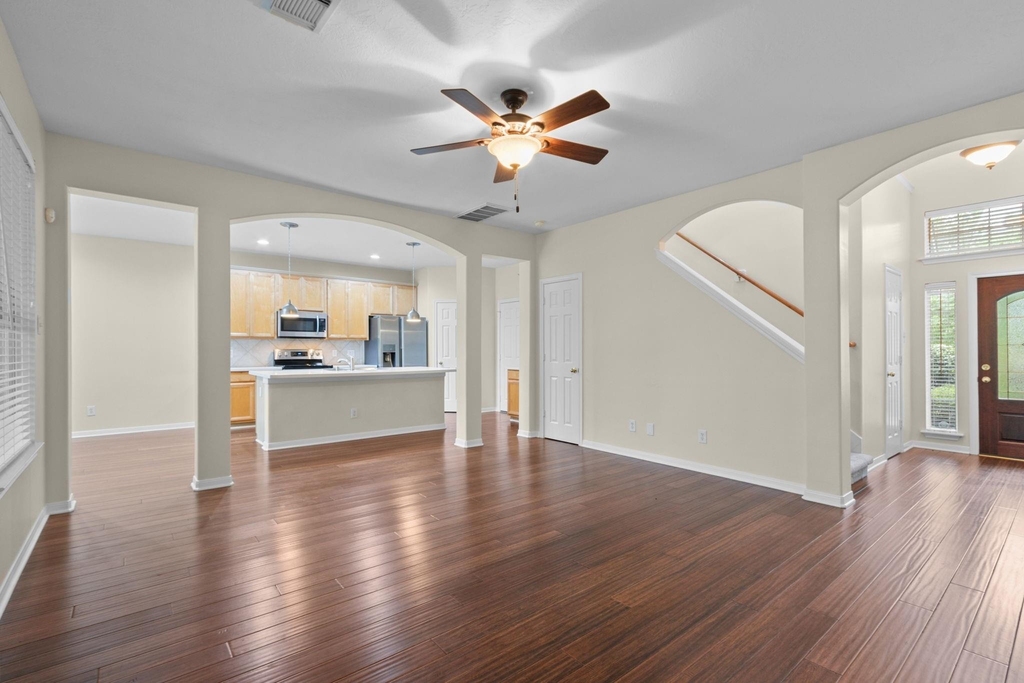142 W Burberry Circle - Photo 8