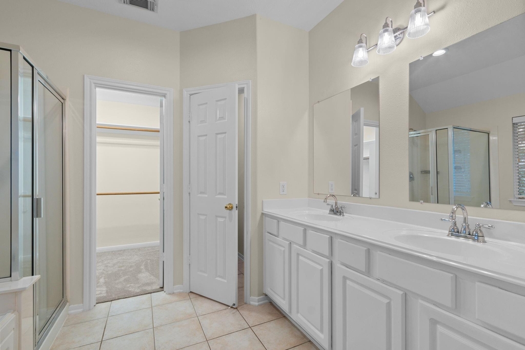 142 W Burberry Circle - Photo 27