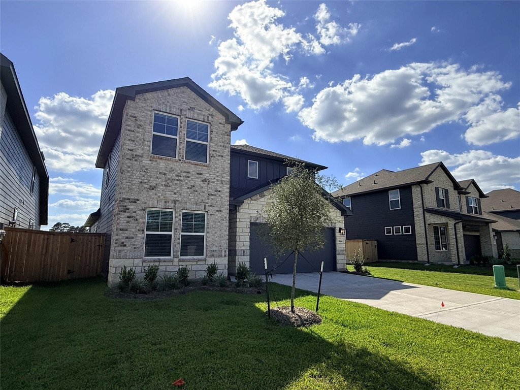 16266 Parish Pointe Court - Photo 2