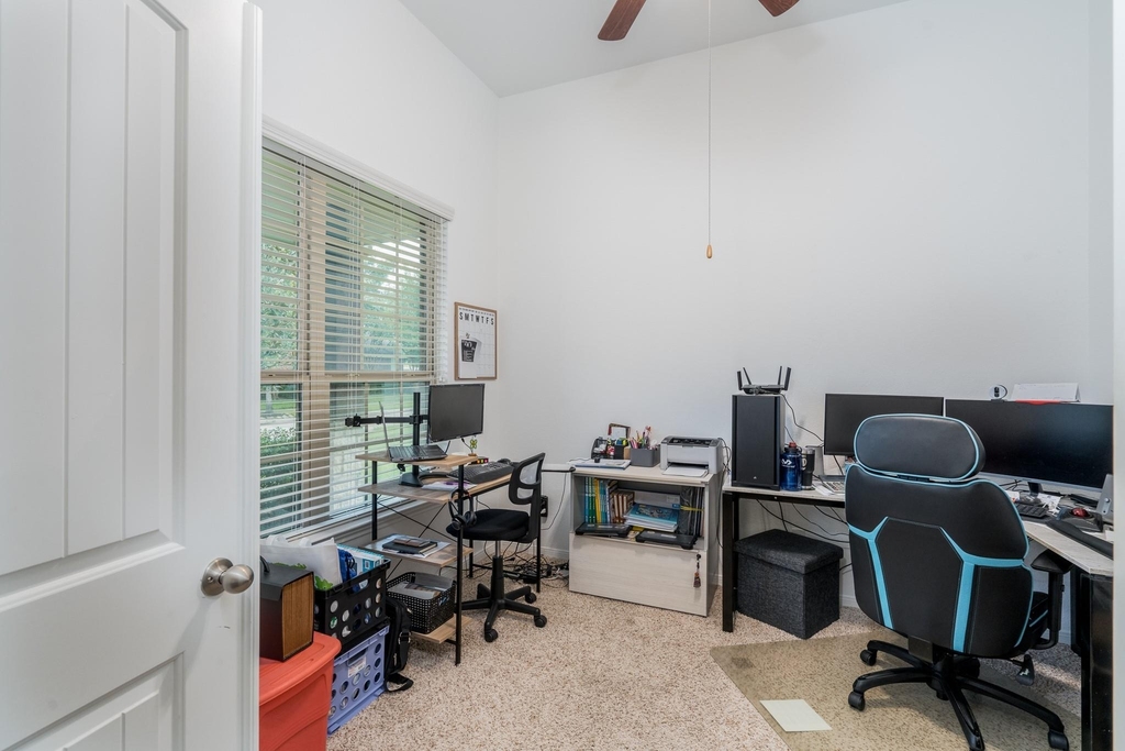 18918 Cove Pointe Dr - Photo 11